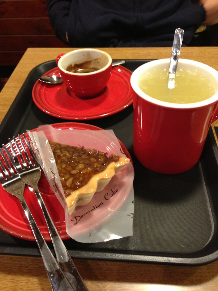CAFFÉ PASCUCCI | 서울 서초구 강남대로 331 | +82 2-588-8497