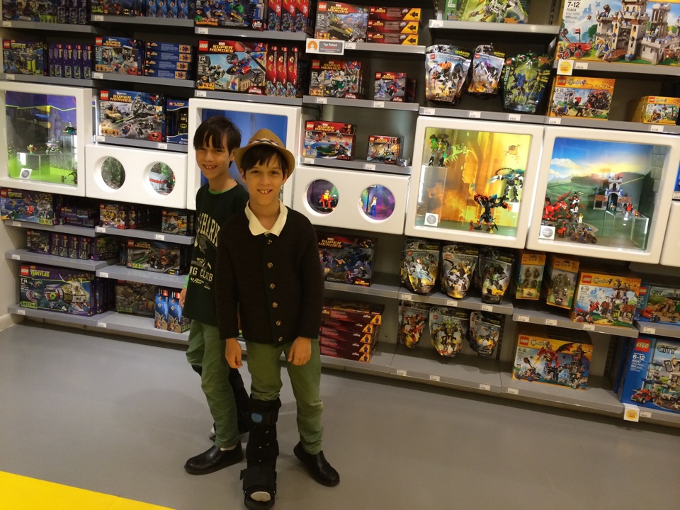 Lego Store 8401 Park Meadows Center Dr Lone Tree Co 80124