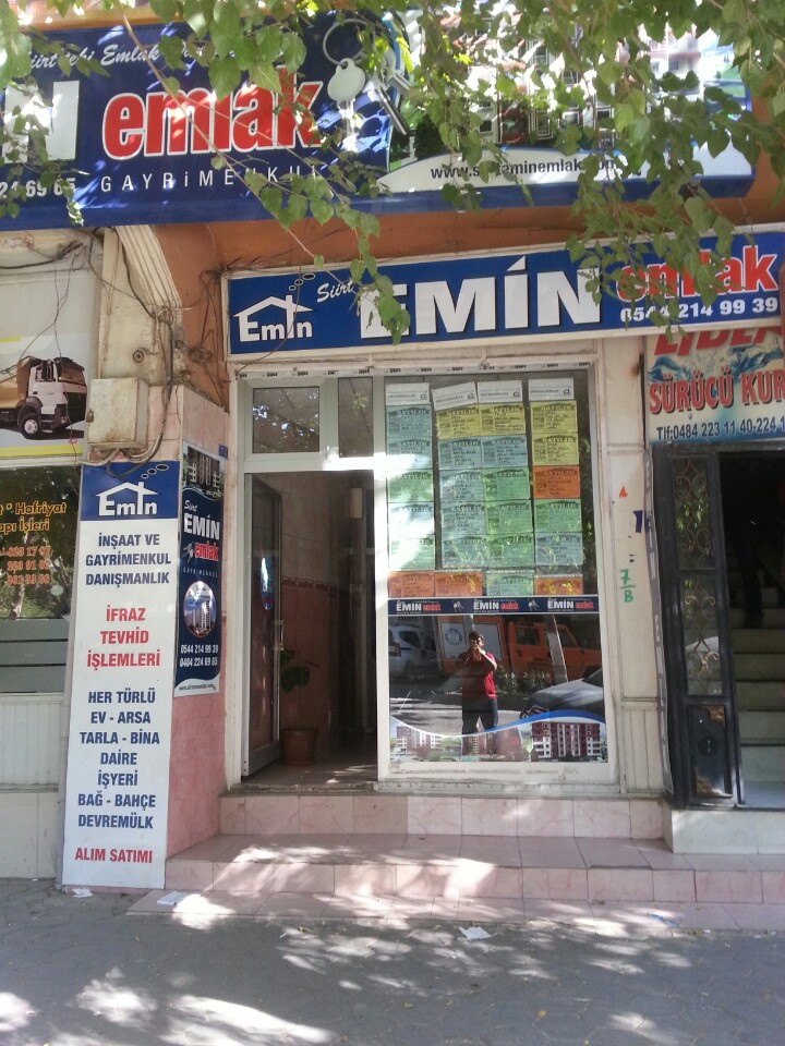 Siirt Emin Emlak | Atatürk Bulvari Belediye Karşısı NO:7, 56100 Merkez/Siirt | +90 544 214 99 39