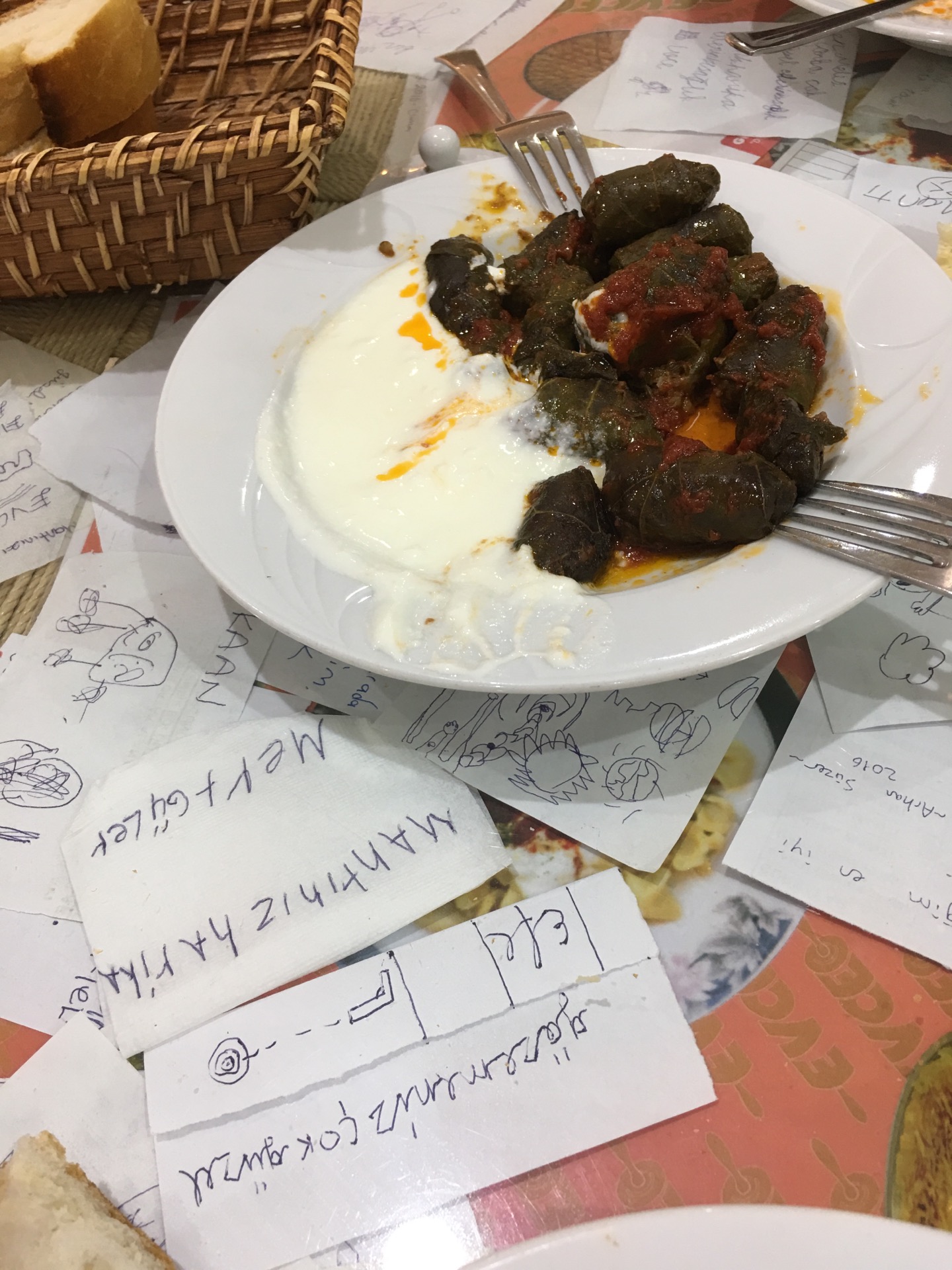 Evce Hinkal Mantı ve Yufka Evi | Atatürk 3. Cadde, 34758 Ataşehir/İstanbul | +90 216 456 11 28