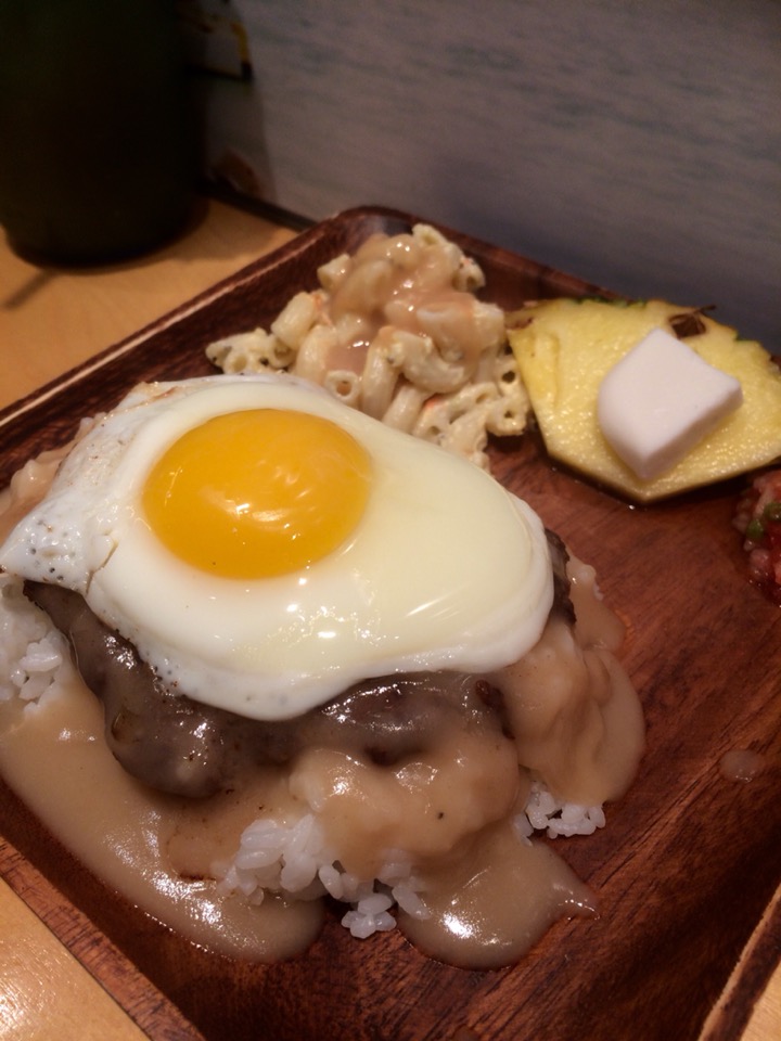 Gusto Loco Moco | 서울 마포구 와우산로23길 18-7 | +82 2-3142-8226