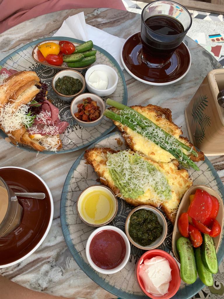 Brekkie Breakfast Club | Yoğurtçu Parkı Caddesi, 34714 Kadiköy/İstanbul | +90 216 550 58 92