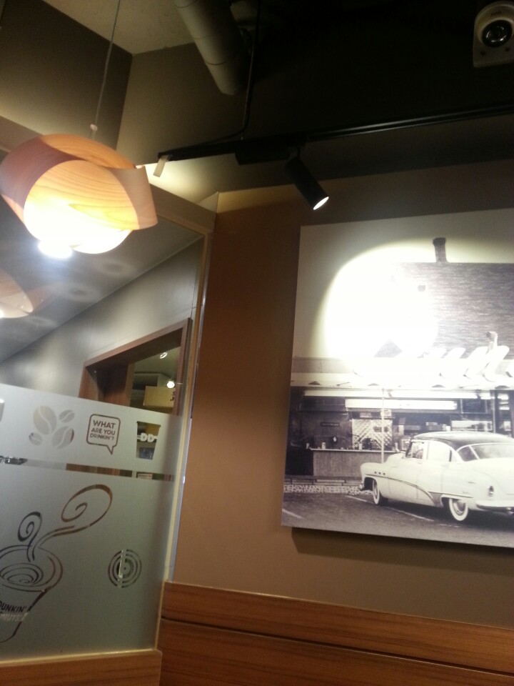 DUNKIN DONUTS | 서울 용산구 이태원로 192 | +82 2-795-7413
