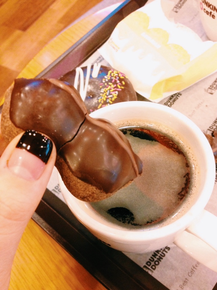 DUNKIN DONUTS | 성남 분당구 운중로 242 | +82 70-4725-9727