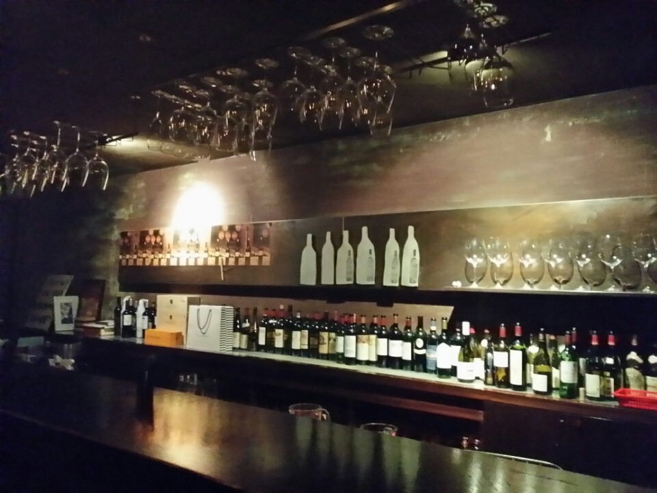 The Wine Bar | 서울 강남구 도산대로55길 45 | +82 2-3443-3300
