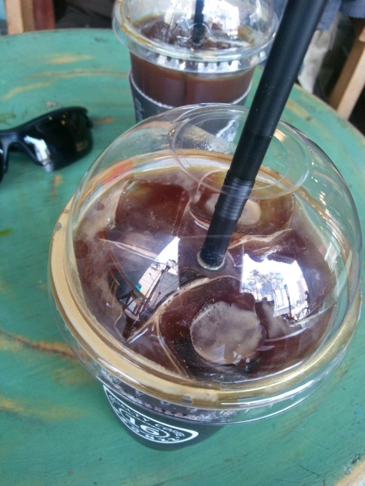 Coffee Bronzz | 서울 중구 퇴계로 72 리더스뷰남산 1F | +82 2-318-0160