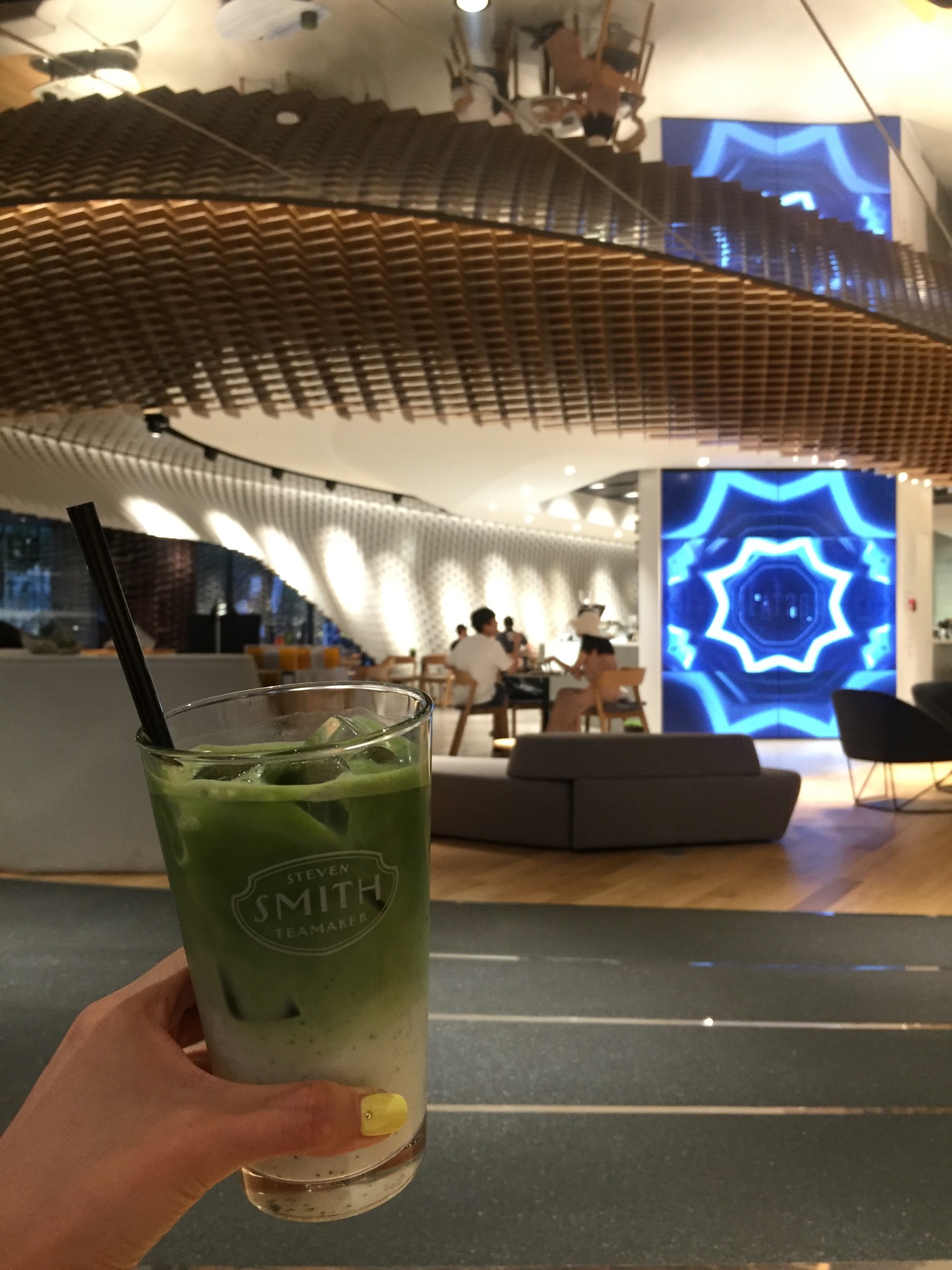 STEVEN SMITH TEAMAKER | 서울 강남구 압구정로 417 | +82 2-516-0360