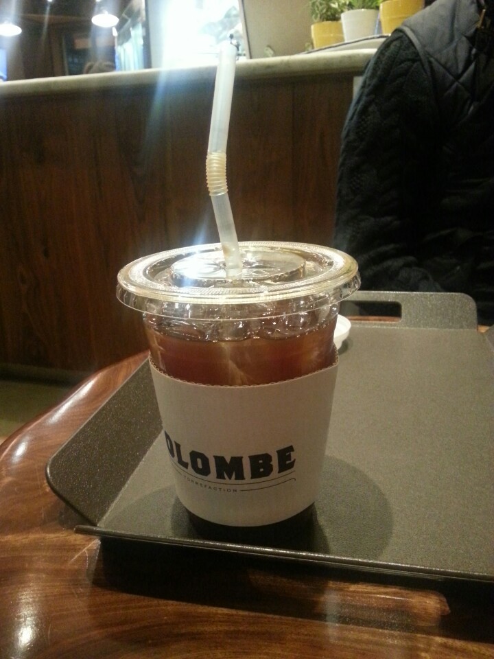 La Colombe Torrefaction | 서울 강남구 청담동 78-6 청담빌딩 | +82 2-547-3010