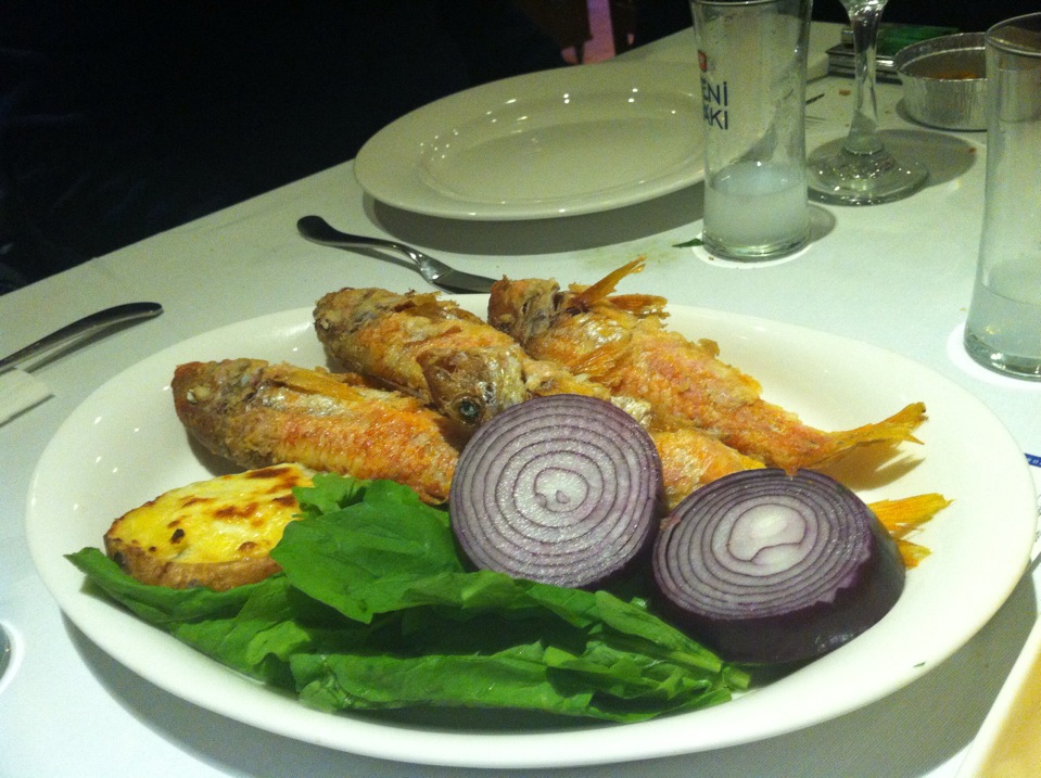 Moshonis Balıkçısı İsmail Chef | Feneryolu Mahallesi/No:99/A Bagdat Caddesi, 34724 Kadiköy/İstanbul | +90 216 349 16 56