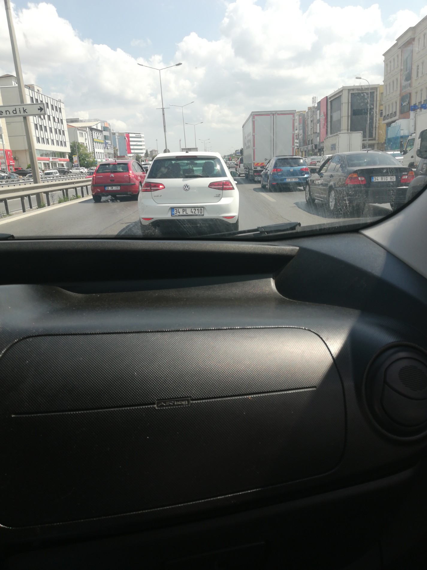 Akbank | 34893 Pendik/İstanbul | +90 216 453 08 50