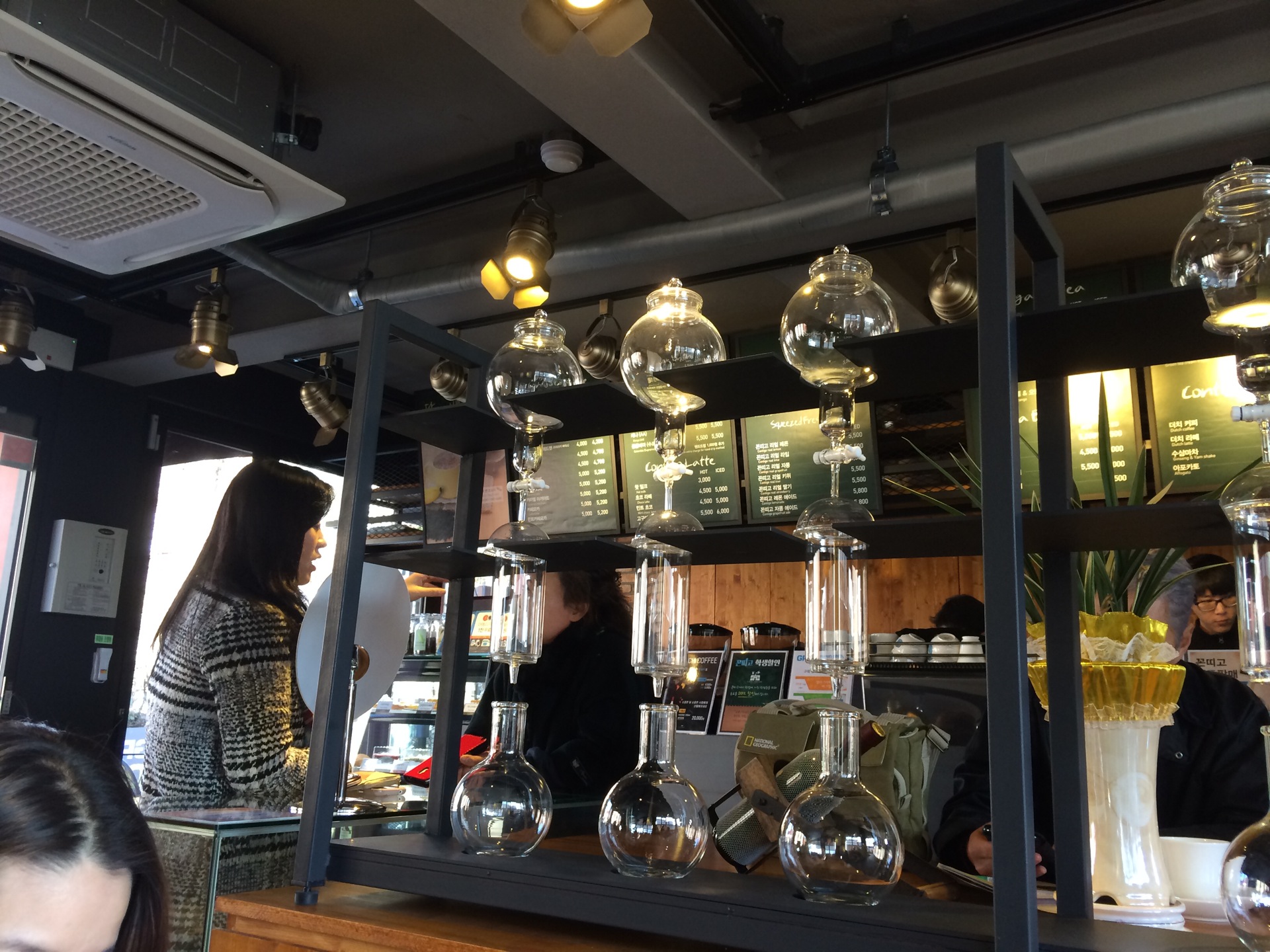 CAFE CONTIGO | 인천 중구 제물량로 262-20 | +82 32-766-5627
