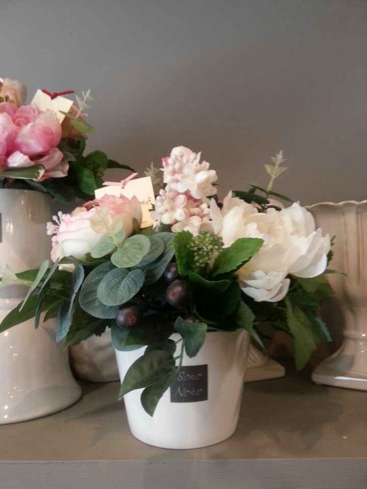 Soho & Noho | 서울 영등포구 의사당대로 108 | +82 2-784-7258