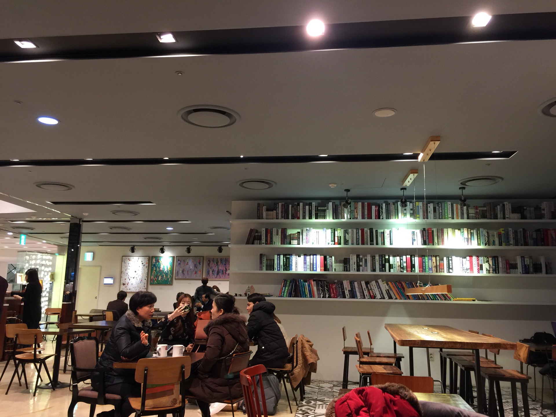 Avant Garde | 서울특별시 구로구 경인로 662 | +82 2-2622-2233