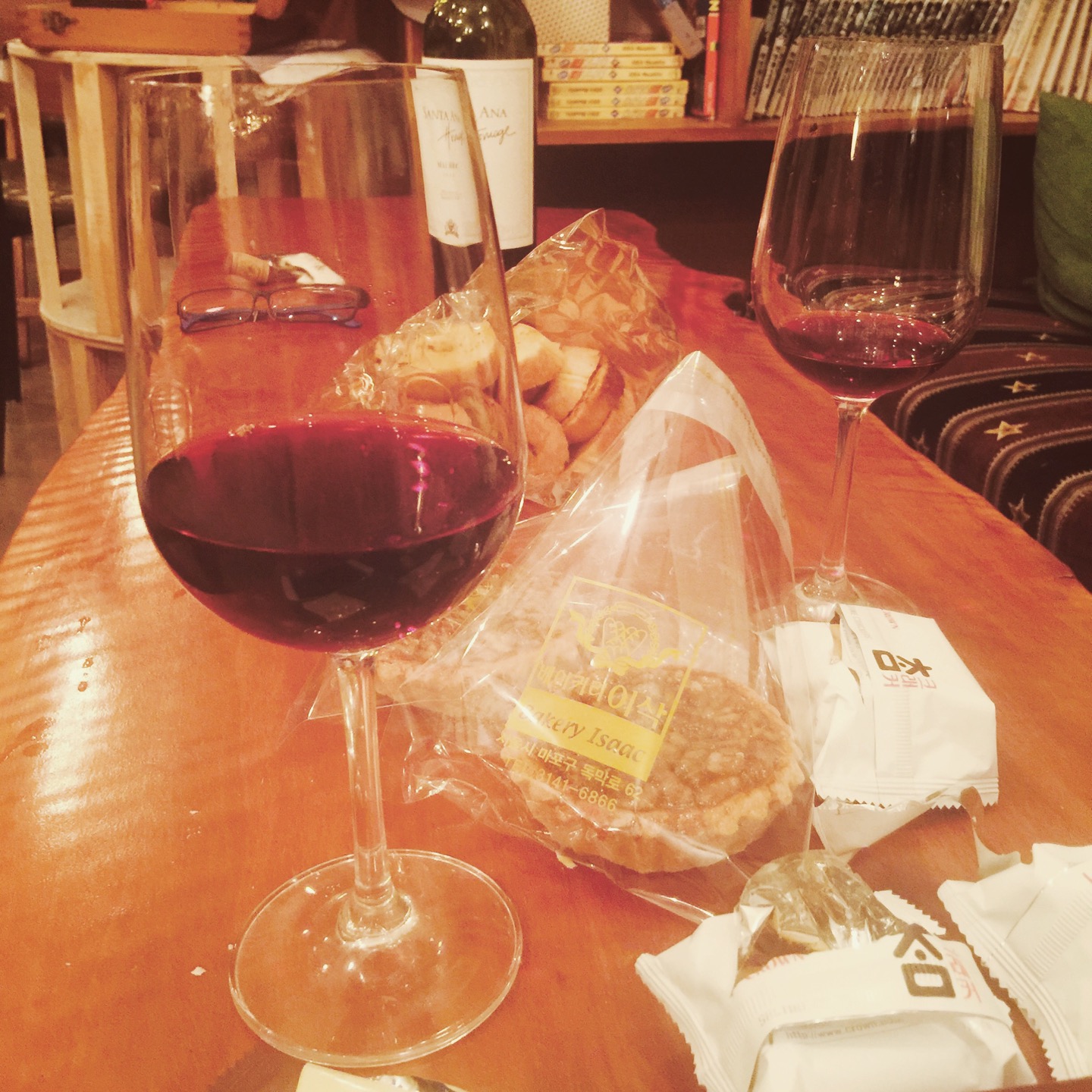 Studio Something | Seoul 마포구 와우산로 29-18 | +82 2-323-5652