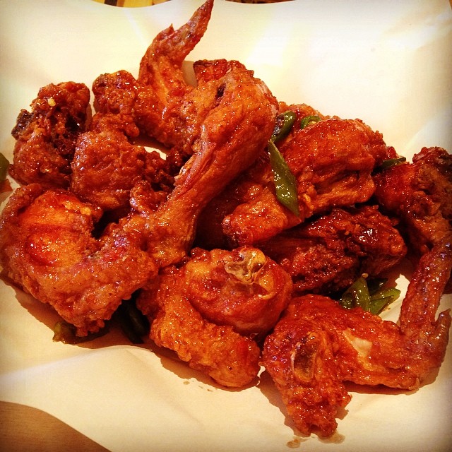 깐부치킨 kkanbu chicken | 서울특별시 서초구 남부순환로 2419 | +82 2-522-9230