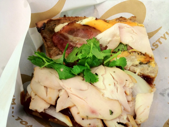 Quiznos Sub | 서울 영등포구 영등포동4가 아트리움 103호 | +82 2-2638-2055