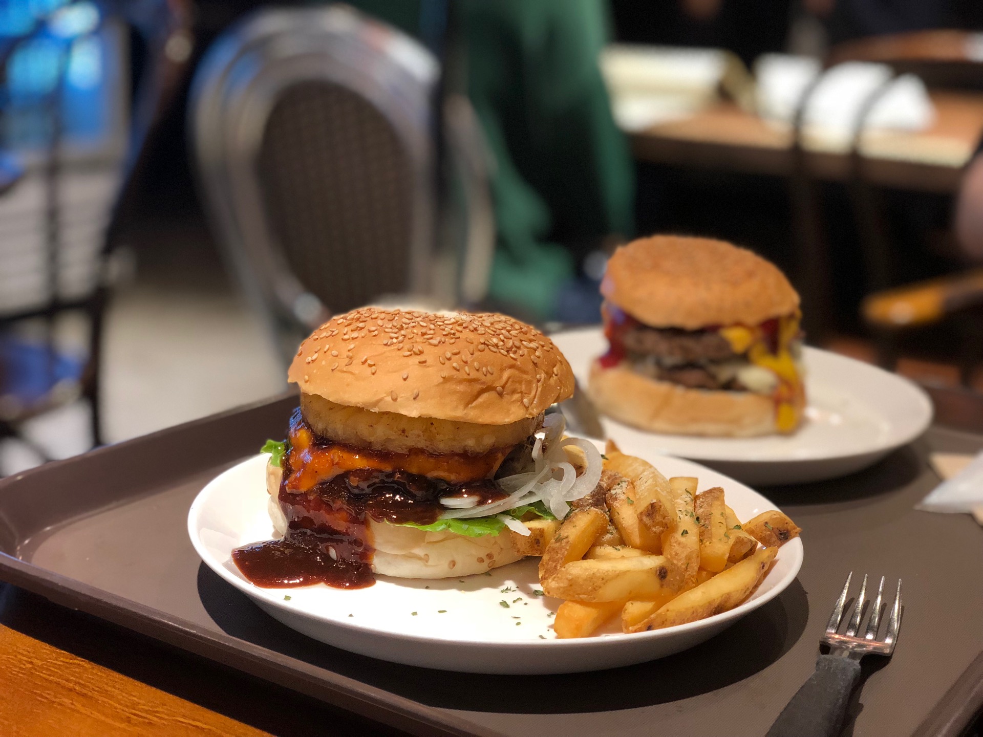 SLOW MONDAY | Gyeonggi-do Seongnam-si 분당구 대왕판교로 606번길 10 (백현동, 알파리움1단지) 130 131호 | +82 31-709-6991