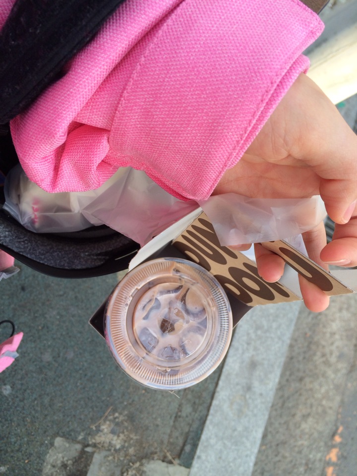 DUNKIN DONUTS | Gyeonggi 성남 분당구 성남대로331번길 3-3 | +82 31-714-3172 DUNKIN DONUTS | Gyeonggi 성남 분당구 성남대로331번길 3-3 | +82 31-714-3172