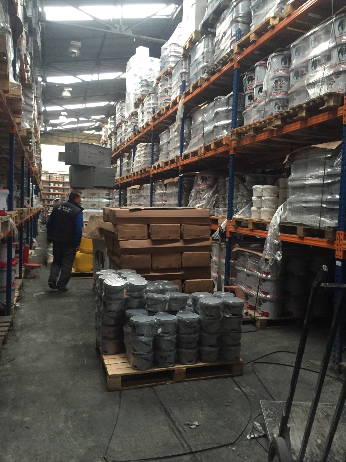 Filli Boya Anadolu Yapı Endüstri Malzemeleri Ve Ticaret Ânonim Şirketi | Demirtaş Mahallesi Hüseyin Okan Merzeci Bulvari Yumuktepe Kavşağı Akel Depoları, Yenisehir/Mersin | +90 324 320 41 41