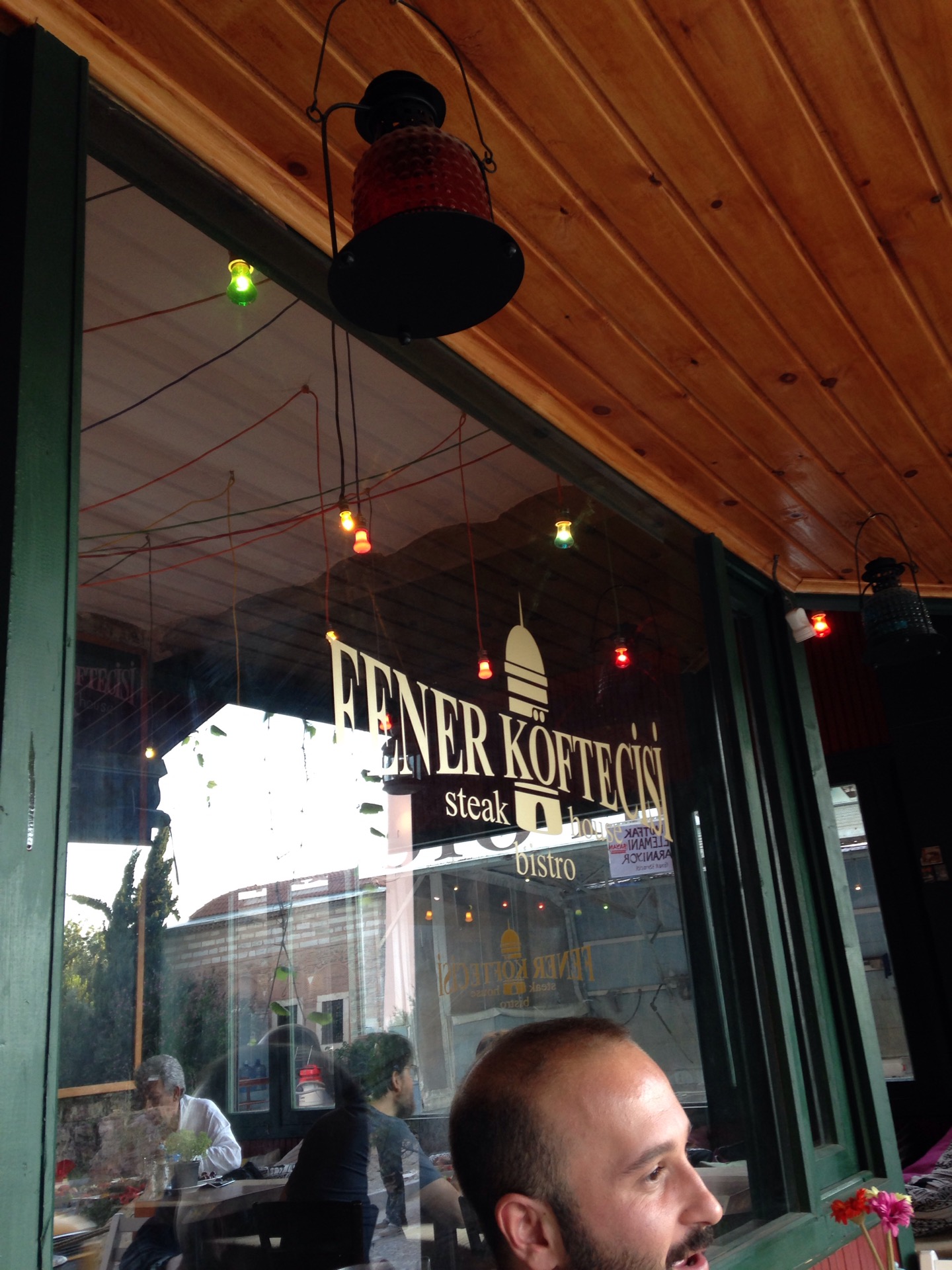 Eski Fener Köftecisi | Balat 1 Akçin Sokak, 34087 Fatih/İstanbul | +90 212 532 01 02