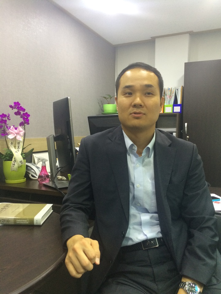 법률사무소 파트너 | 서울시 서초구 법원로 4길 32, 2층 202호 | +82 2-862-9905