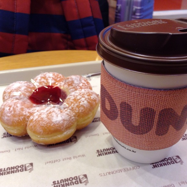 DUNKIN DONUTS | 대한민국 강서구 하늘길 38 | +82 2-2661-4200