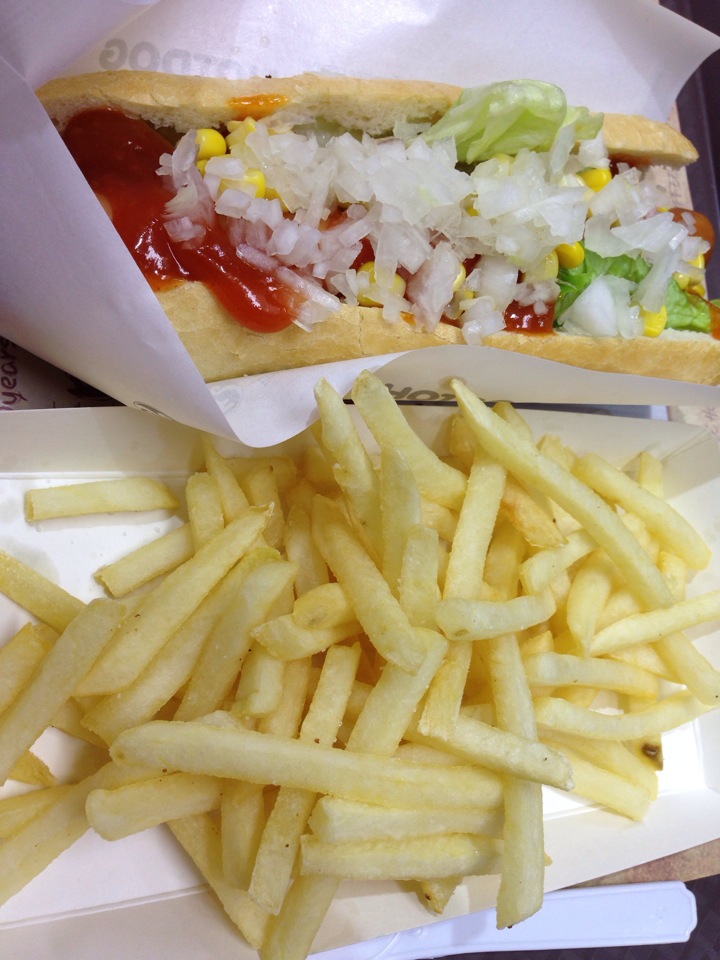 STEFF HOTDOG | Seoul 강서구 하늘길 112 | +82 2-2666-1071