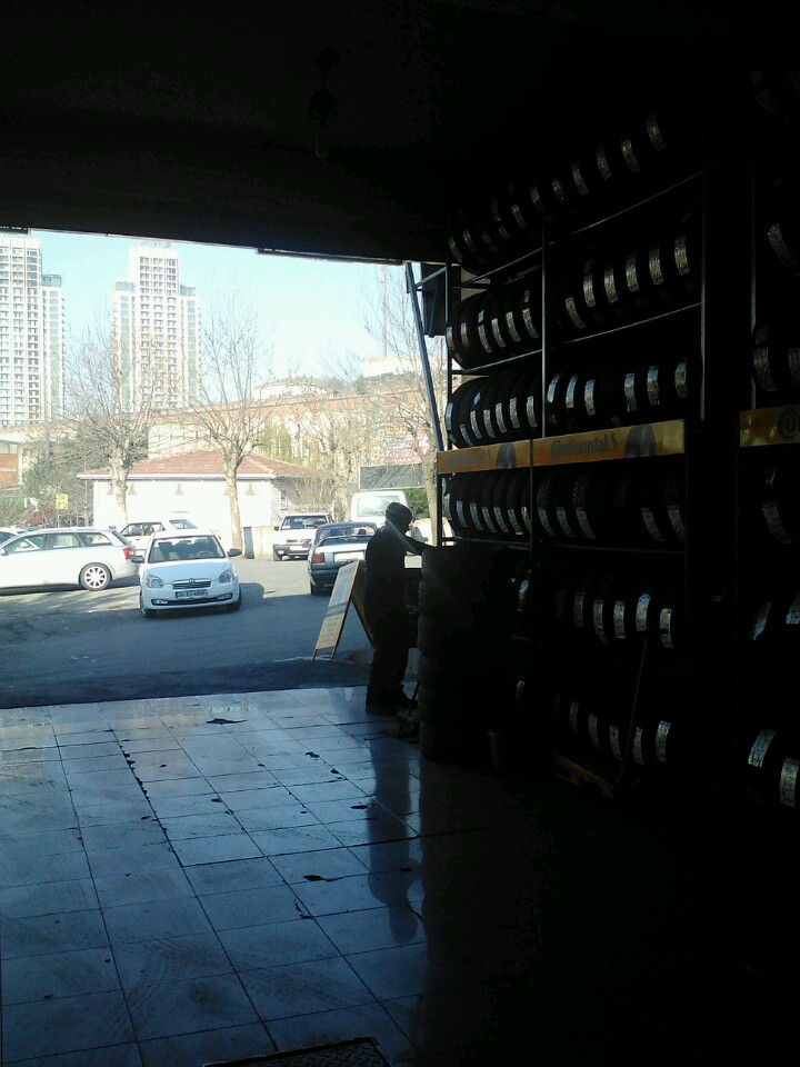 Avrupa Lastik Continental | Maslak Atatürk Oto Sanayi, Sariyer/İstanbul | +90 212 346 35 15