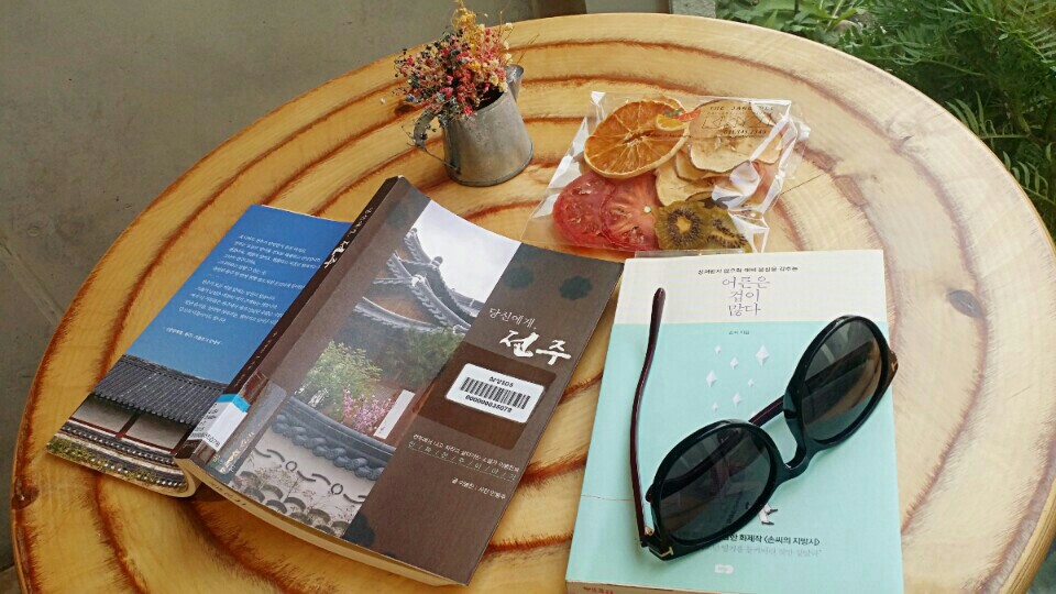 cafe the Jangmee | 경기도 파주 탄현면 헤이리마을길 21-7 | +82 31-945-2340