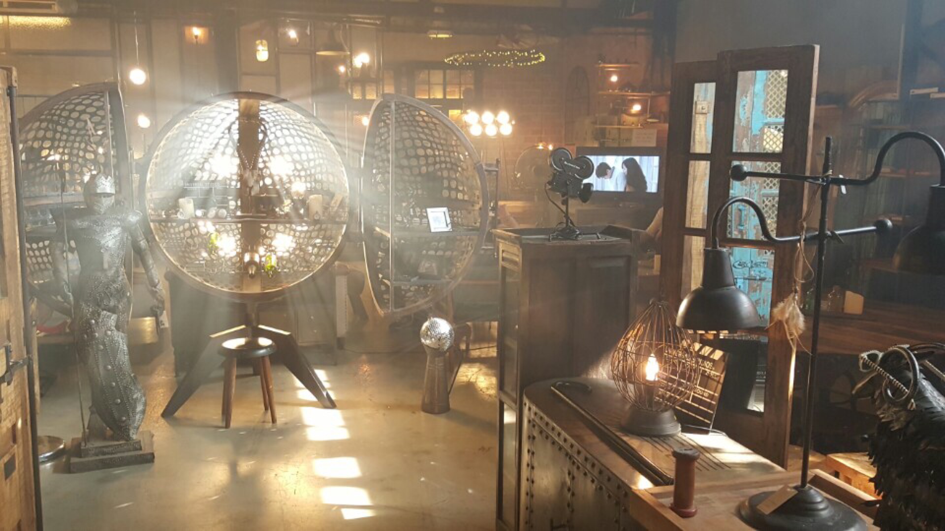 cafe Valor | 인천광역시 부평구 백범로578번길 52 | +82 70-4254-0351