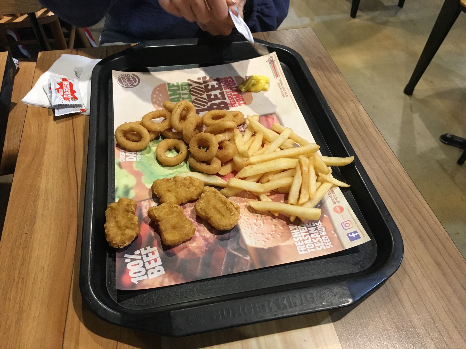 Burger King | 서울특별시 광진구 아차산로 225 | +82 2-499-0332 Burger King | 서울특별시 광진구 아차산로 225 | +82 2-499-0332