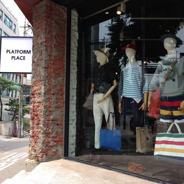 PLATFORM PLACE | 서울 마포구 와우산로 113 | +82 2-323-2319