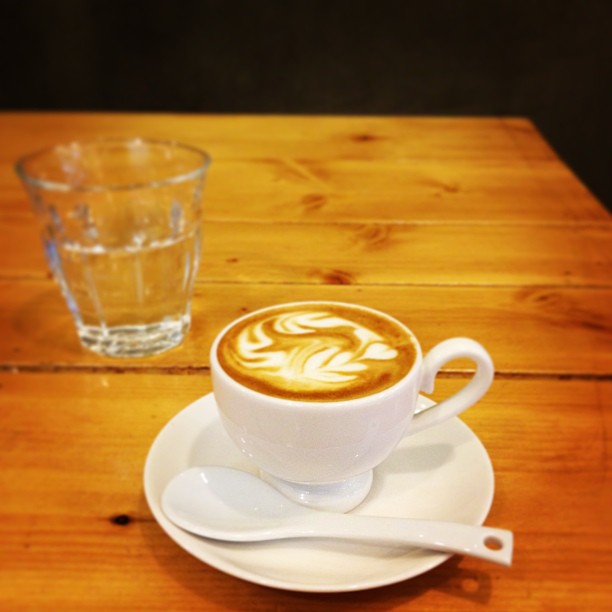 Coffee Reload | 서울특별시 서초구 서초대로46길 93 | +82 2-587-3590