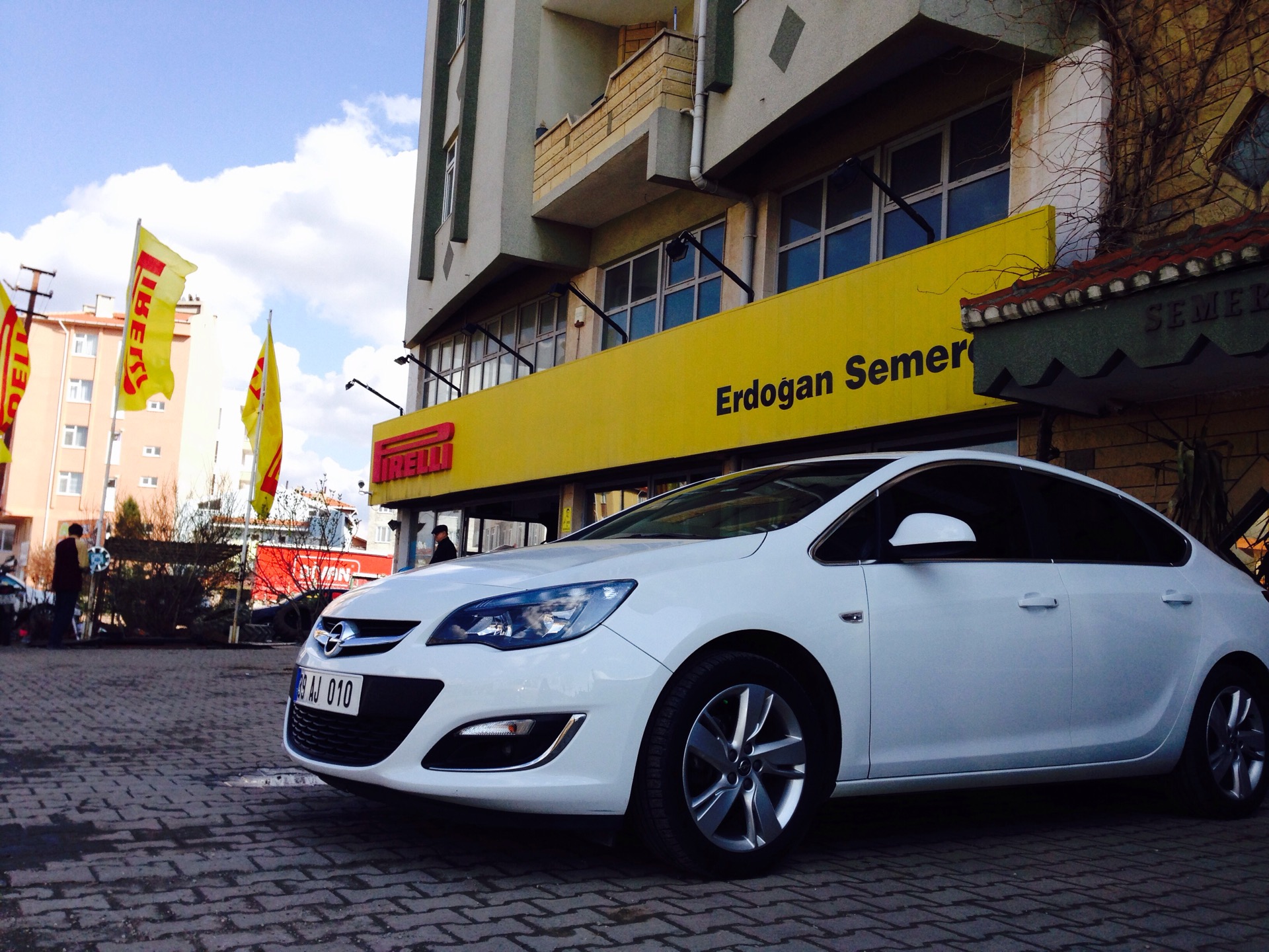 PIRELLI - ERDOĞAN TİCARET | Karaca İbrahim Mahallesi Mustafa Kemal Bulvari No:32, 39100 Kırklareli | +90 288 214 12 83