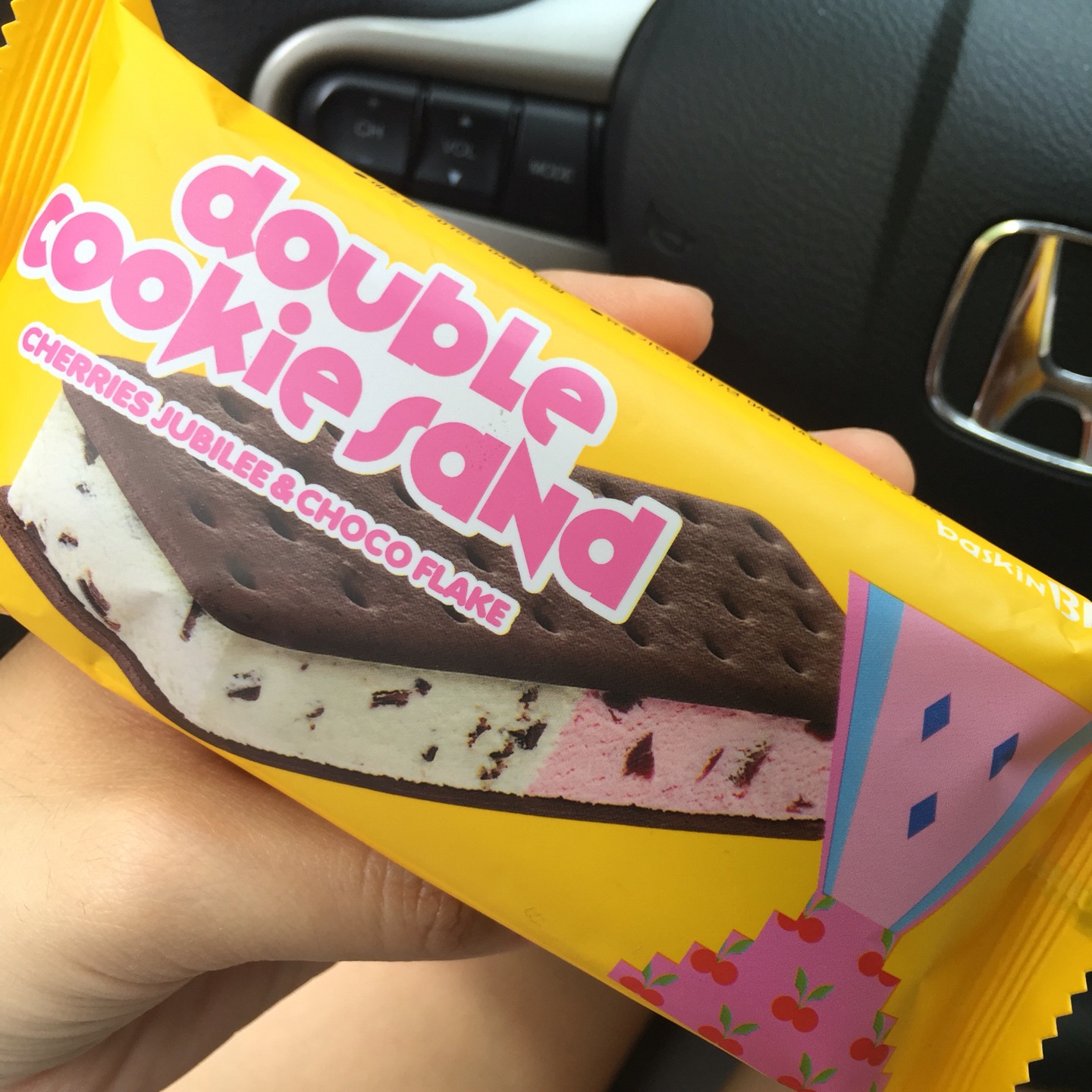 Baskin Robbins 31 | 서울 마포구 삼개로 10-1 | +82 2-3272-3131 Baskin Robbins 31 | 서울 마포구 삼개로 10-1 | +82 2-3272-3131