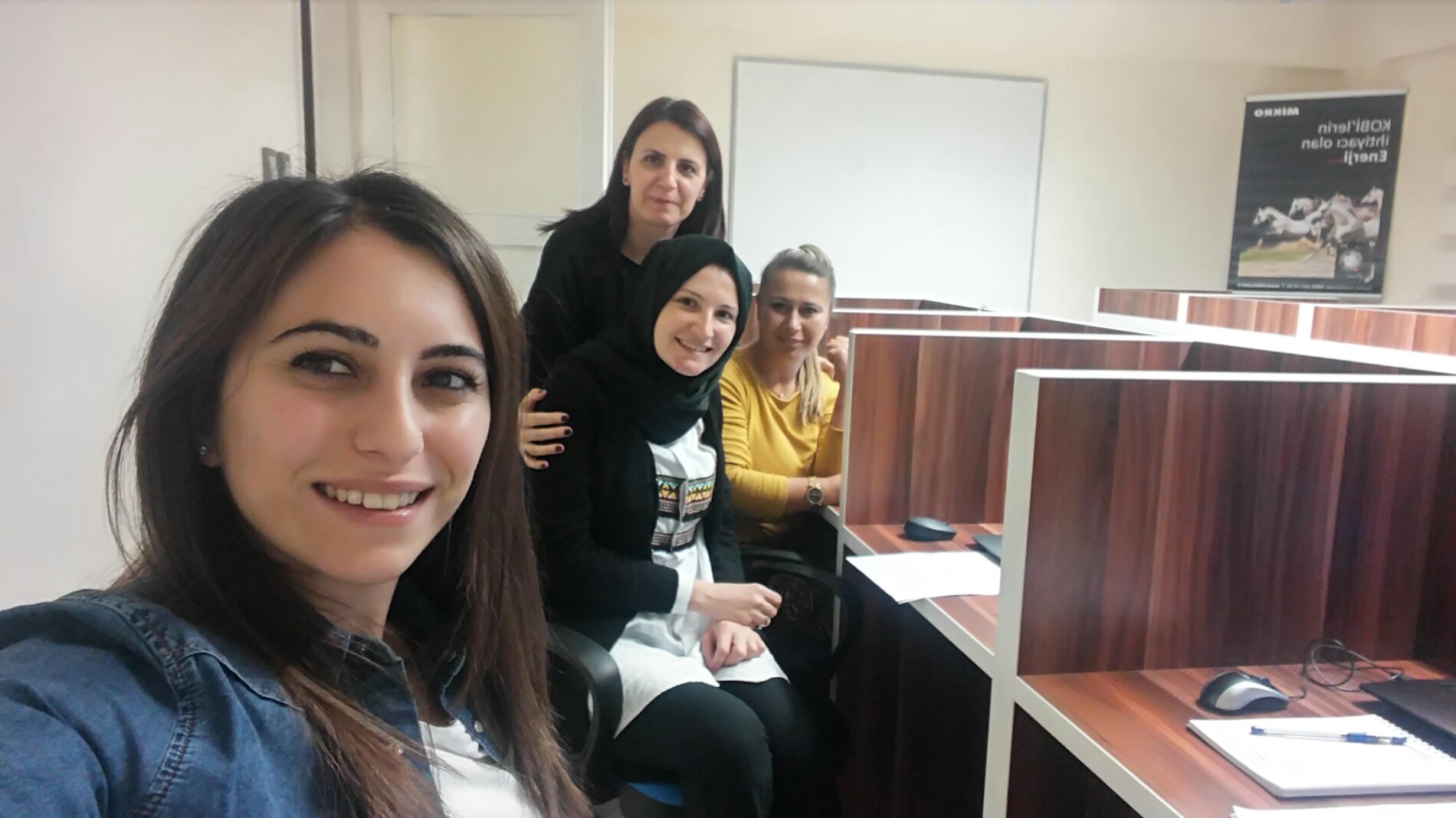 Akademi Bursa Bilişim Ve Eğitim Hizmetleri | Konak Mahallesi, 16110 Nilüfer/Bursa | +90 224 452 43 13