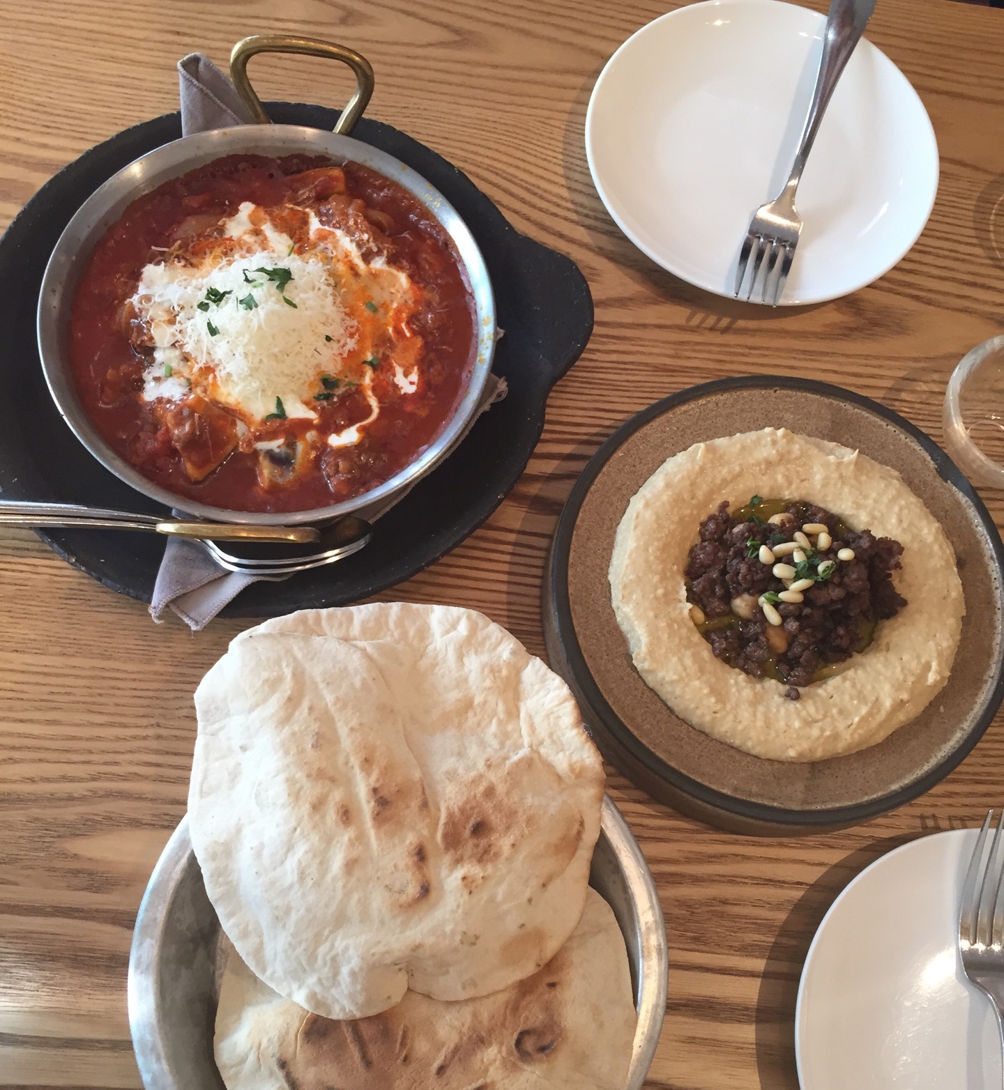 HUMMUS KITCHEN | 서울 용산구 이태원로 214-1 | +82 2-790-7922