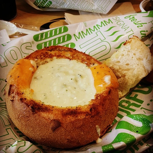 Quiznos Sub | 서울 중구 소공로 46 쌍용남산플래티넘 B101호 | +82 2-3789-2308