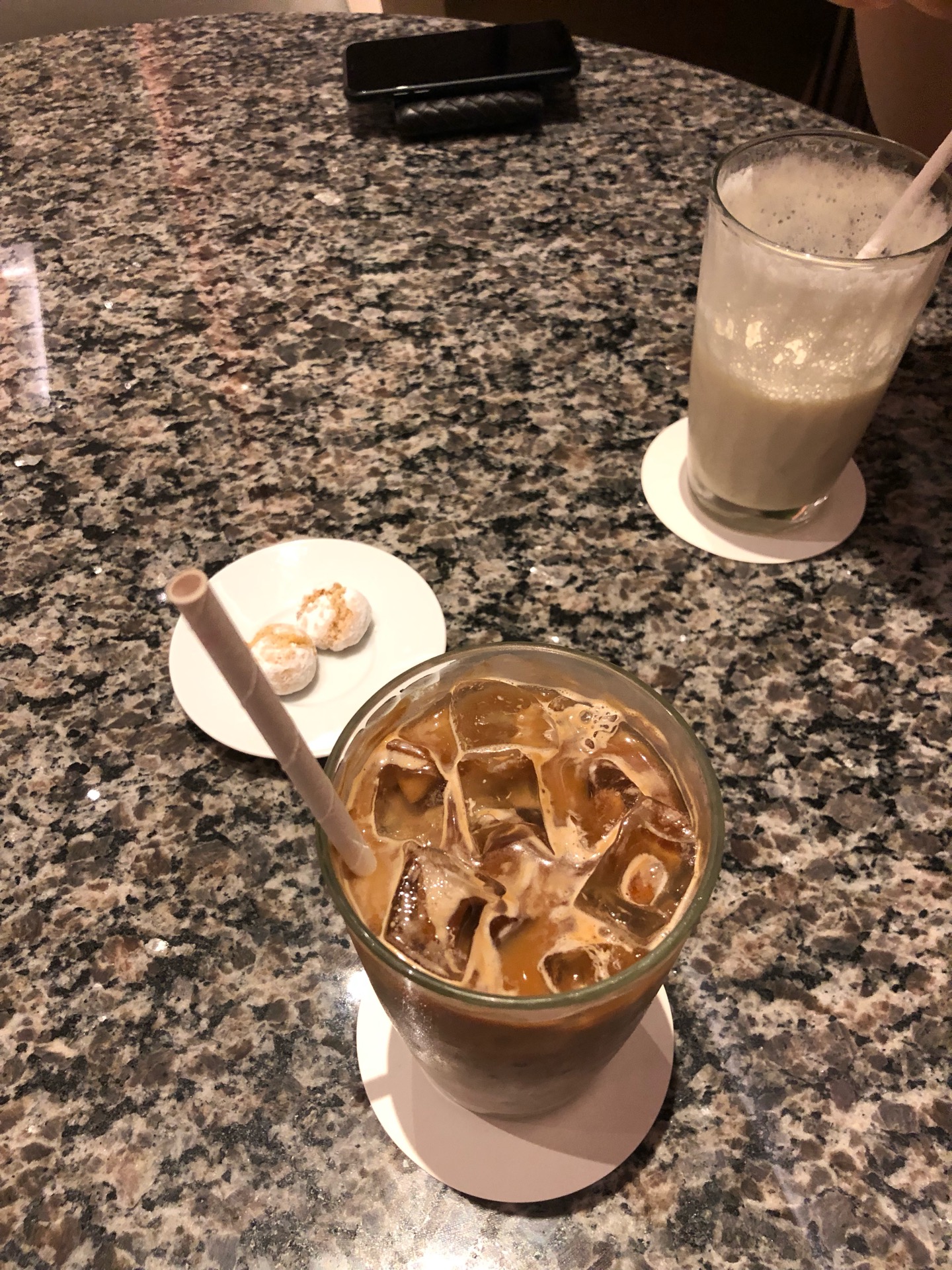 Cafe One | 서울특별시 신반포로 176 | +82 2-6282-6373