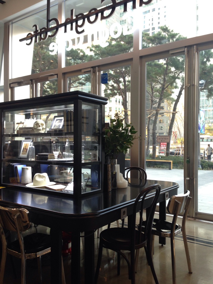 Van Gogh Café | 서울 송파구 올림픽로 300 | +82 2-3213-4181