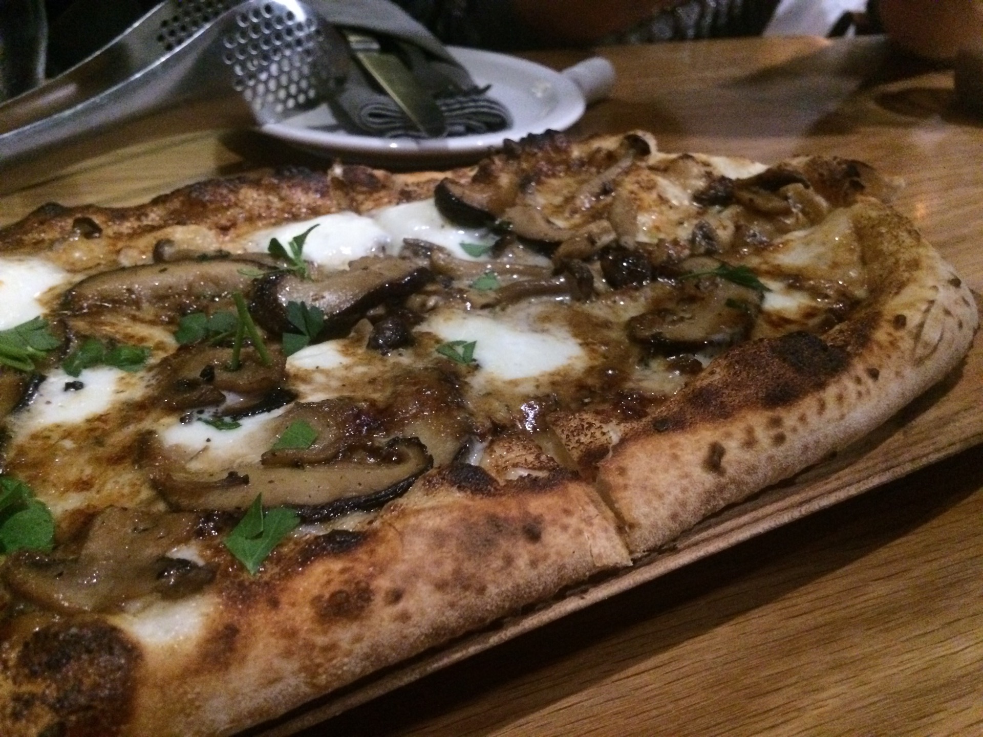 bistro piuzza | 서울 강남구 논현동 21-10 | +82 2-518-2110