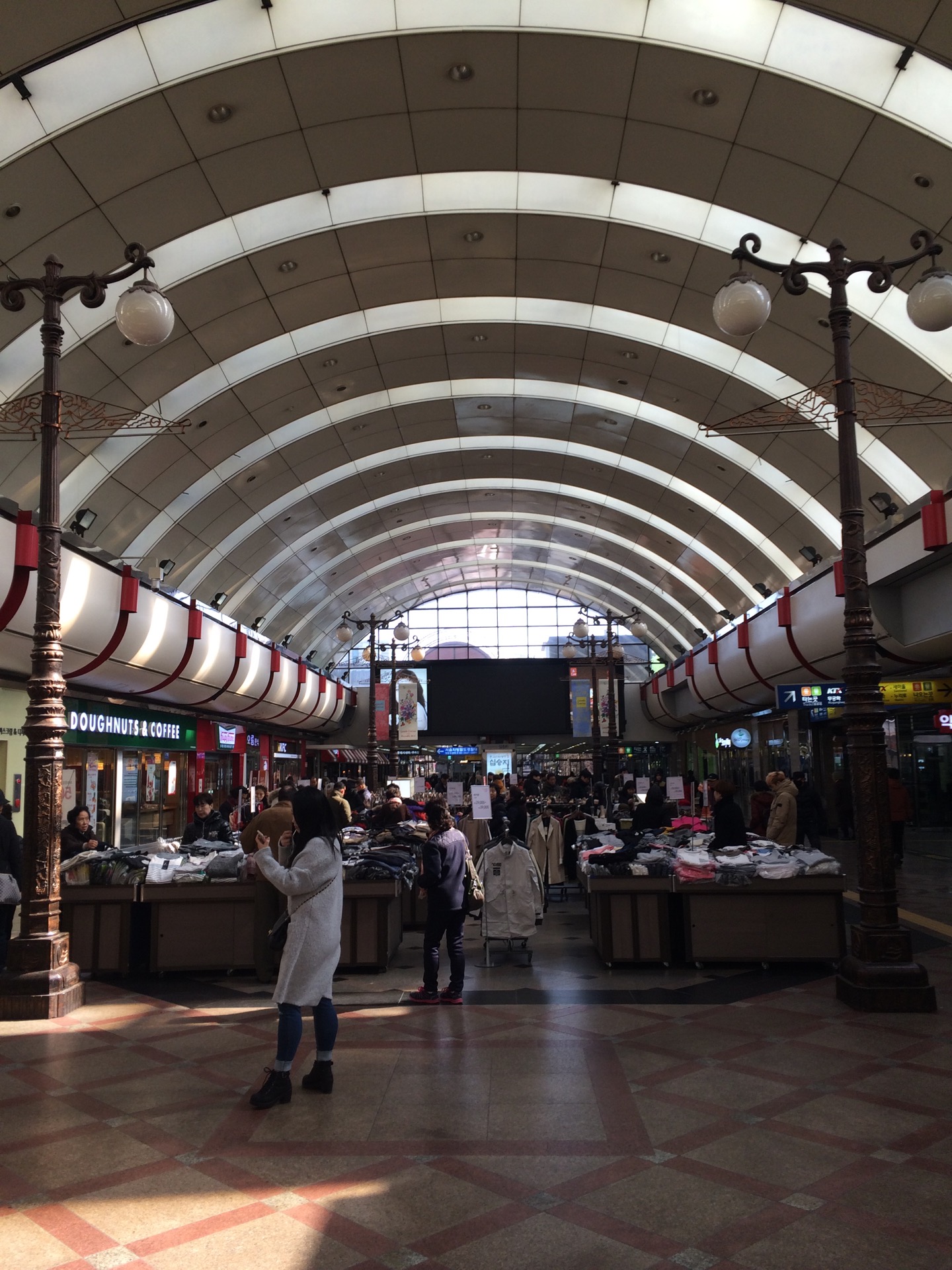 롯데백화점 | 서울특별시 영등포구 경인로 846 | +82 2-2632-2500