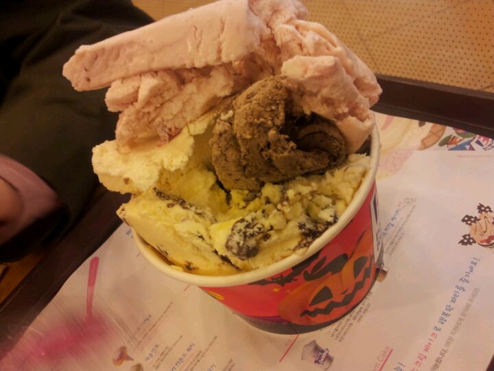 Baskin Robbins | 서울 서초구 서초대로46길 109 | +82 2-586-9817
