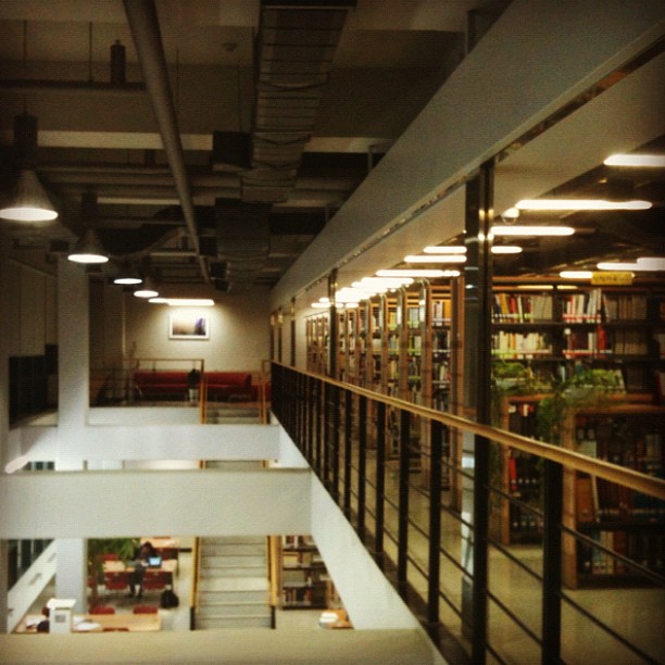 한국예술종합학교 | 서울 성북구 화랑로32길 146-37 | +82 2-746-9000