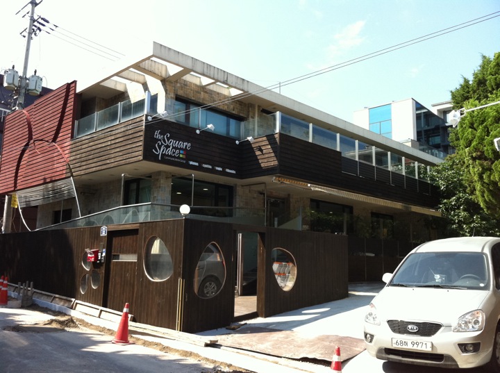 The Square Space_Planus | 서울 종로구 신문로2가 1-104 | +82 2-337-9007