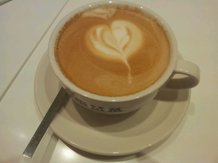 Cafe De Matinee | 경기도 수원 팔달구 매산로1가 AK PLAZA 6F | +82 31-240-1634