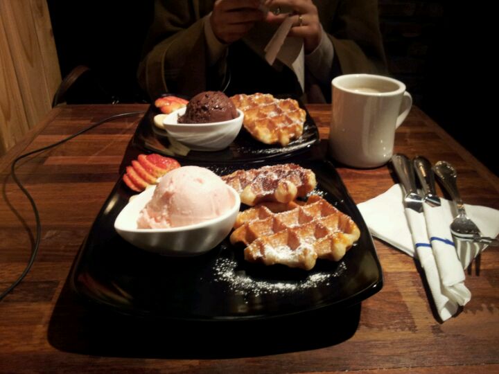 Waffle it up | 서울 서대문구 이화여대길 77 | +82 2-312-5413