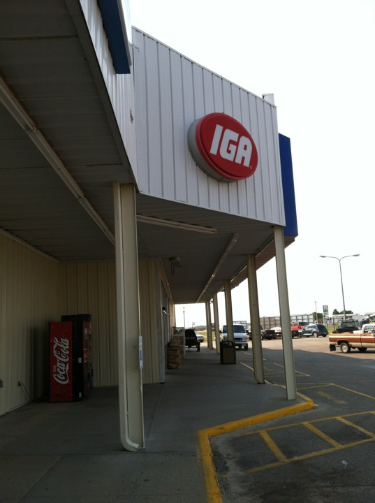 henderson s iga store 710 e highway 20 valentine ne 69201