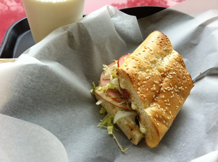 Quiznos Sub | 서울 중구 소공로 46 쌍용남산플래티넘 B101호 | +82 2-3789-2308