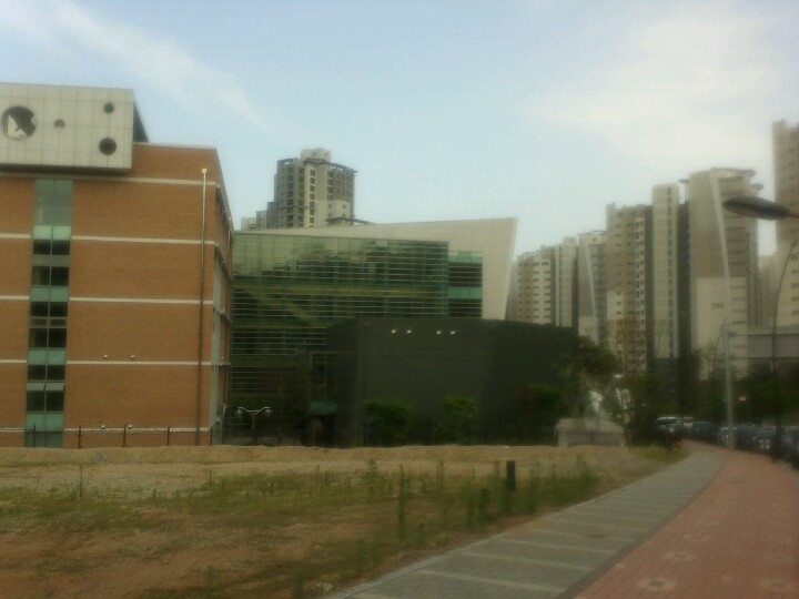 고양국제고등학교 | 경기도 고양시 일산동구 위시티4로 112 | +82 31-994-8080